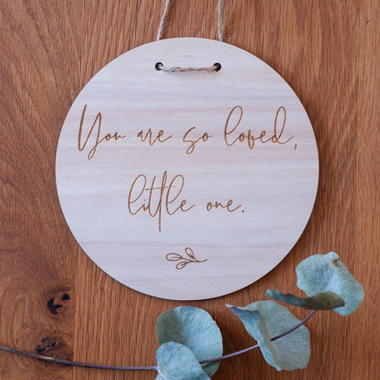 Holzschild "You are so loved"